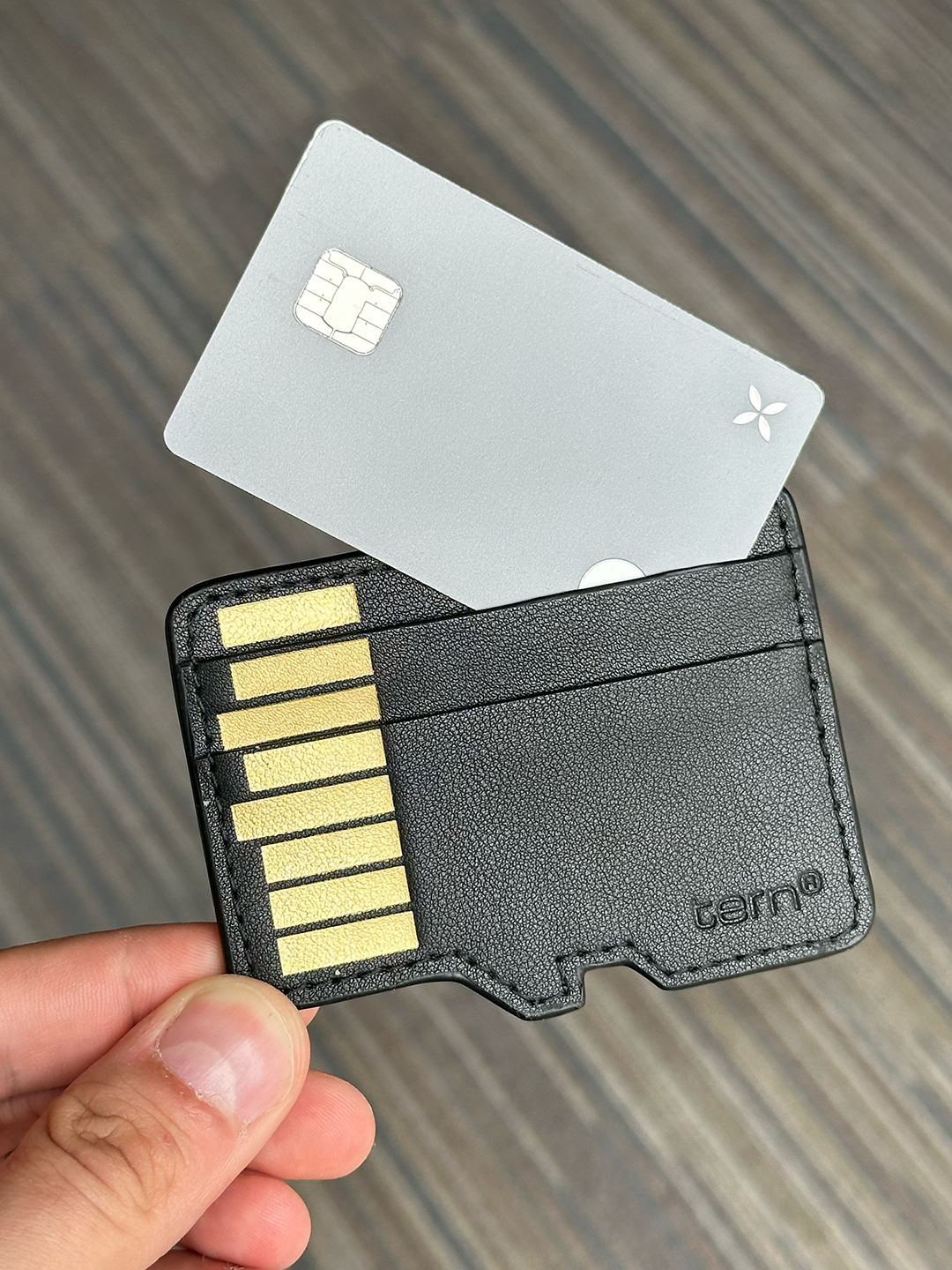 MICRO SD CARD HOLDER tern®