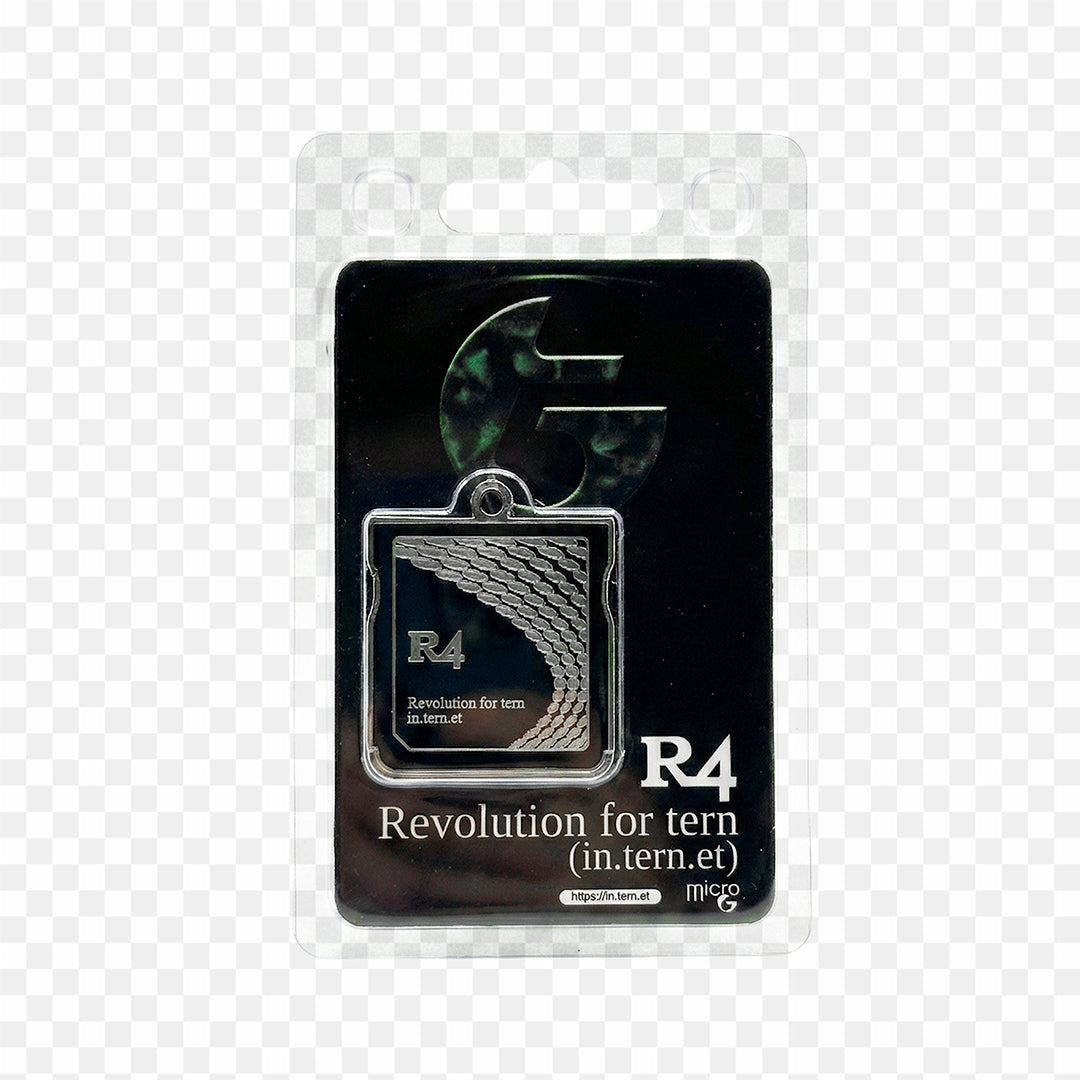 R4 ENAMEL PENDANT